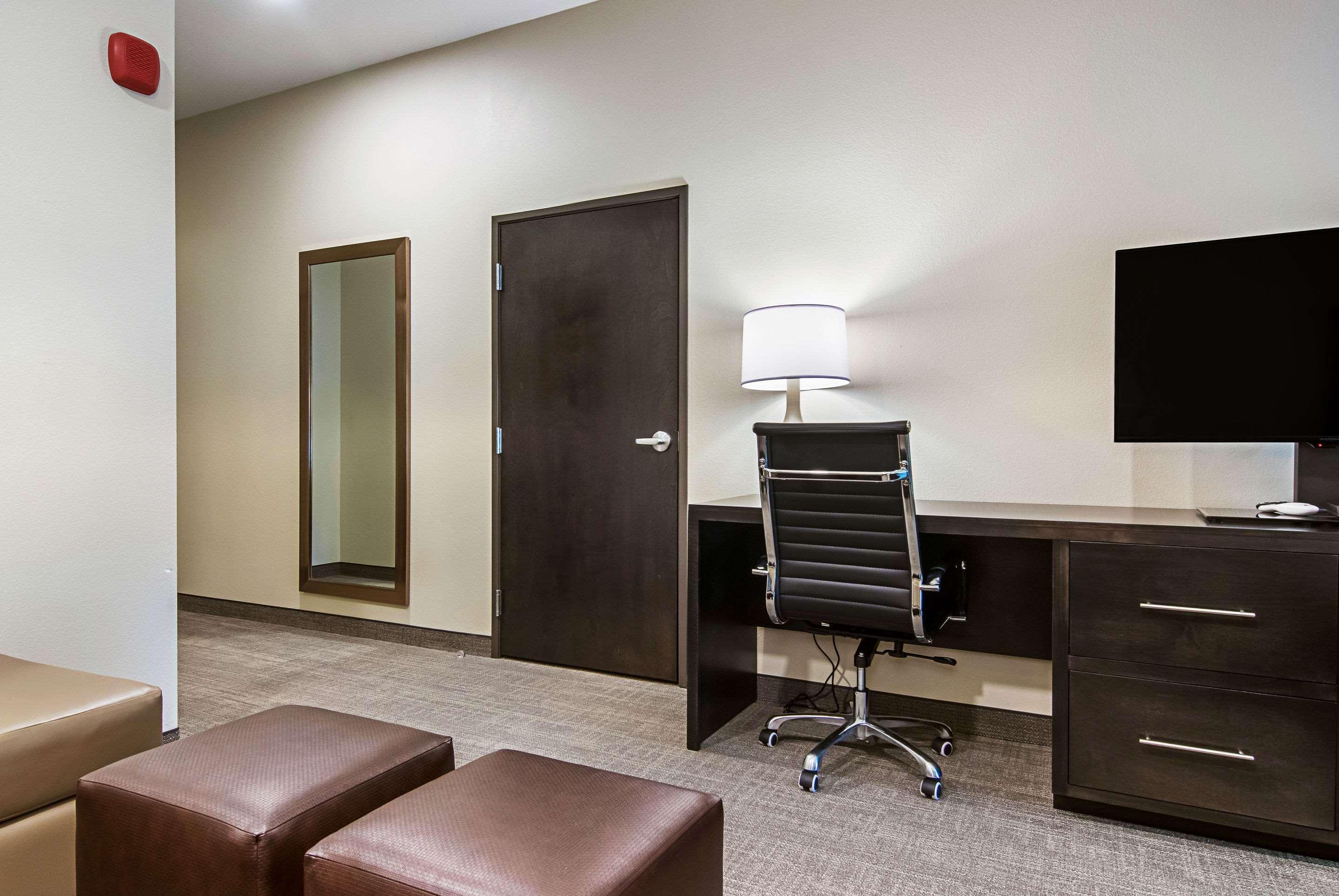 Comfort Suites Wooster Near University Campus Exteriör bild
