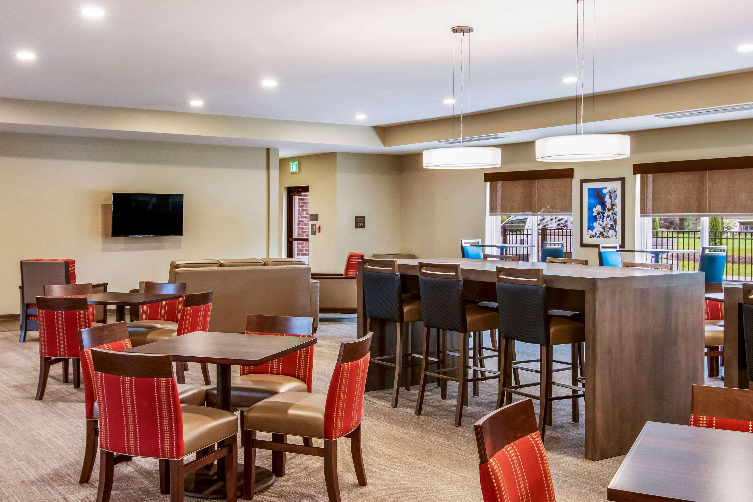 Comfort Suites Wooster Near University Campus Exteriör bild
