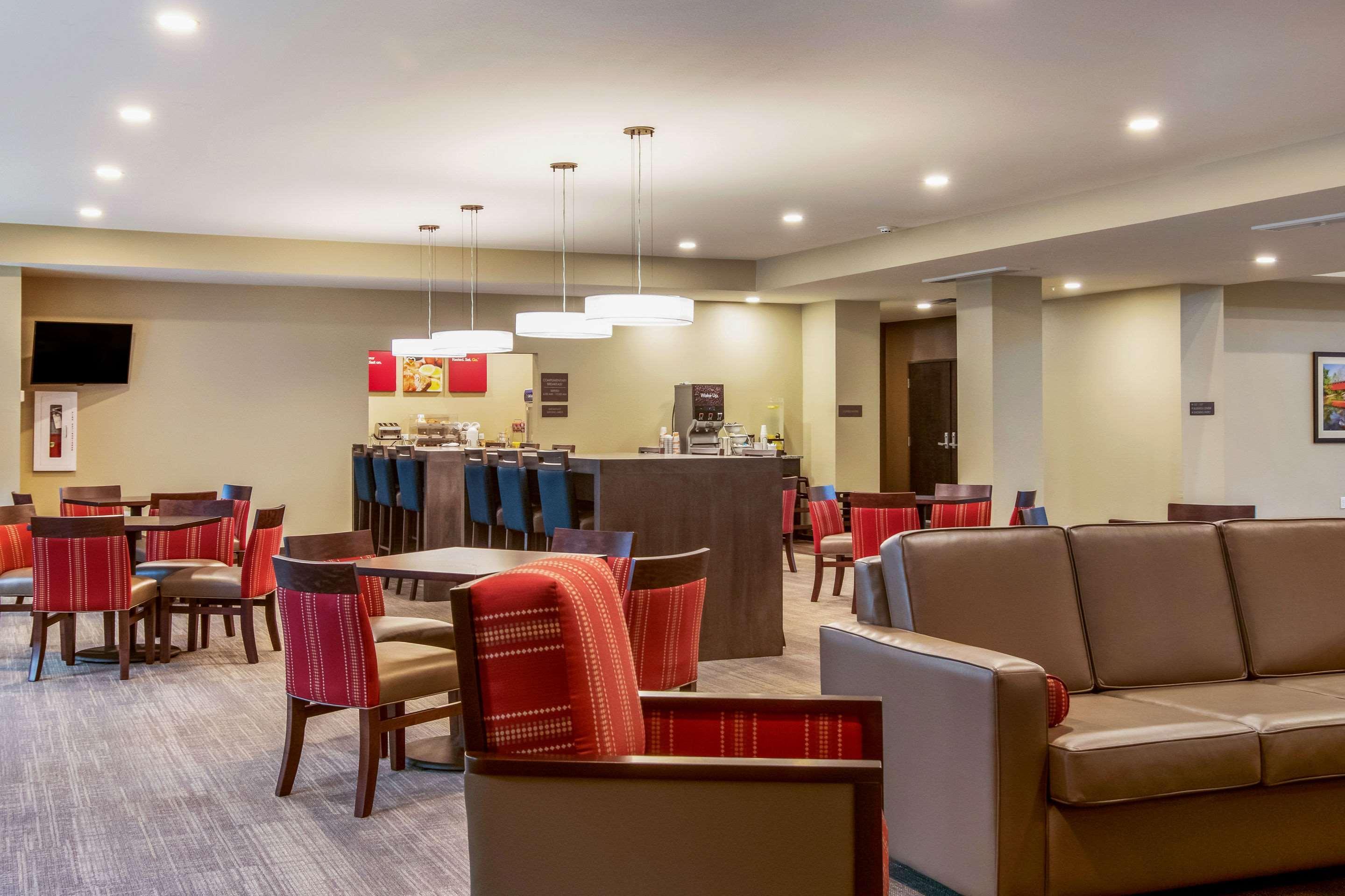 Comfort Suites Wooster Near University Campus Exteriör bild