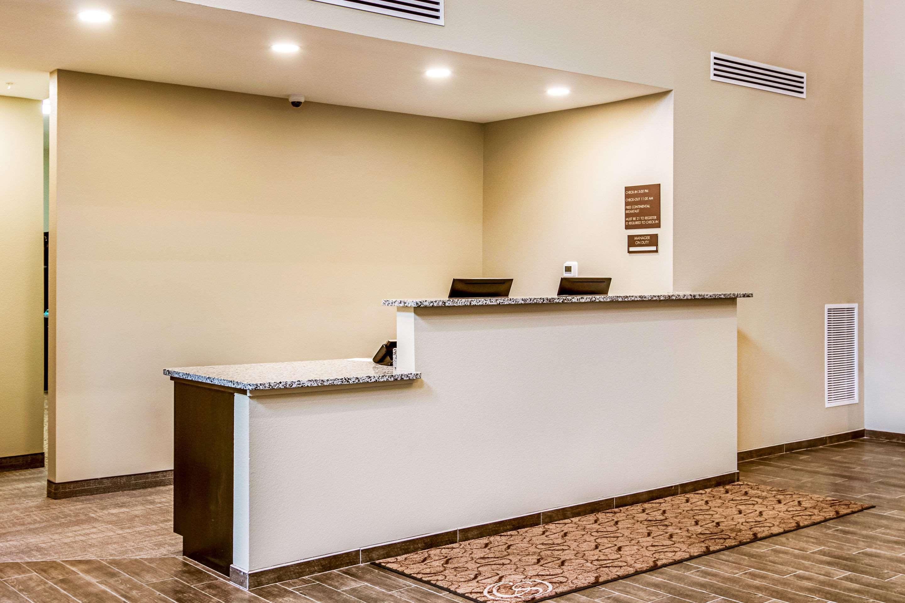 Comfort Suites Wooster Near University Campus Exteriör bild