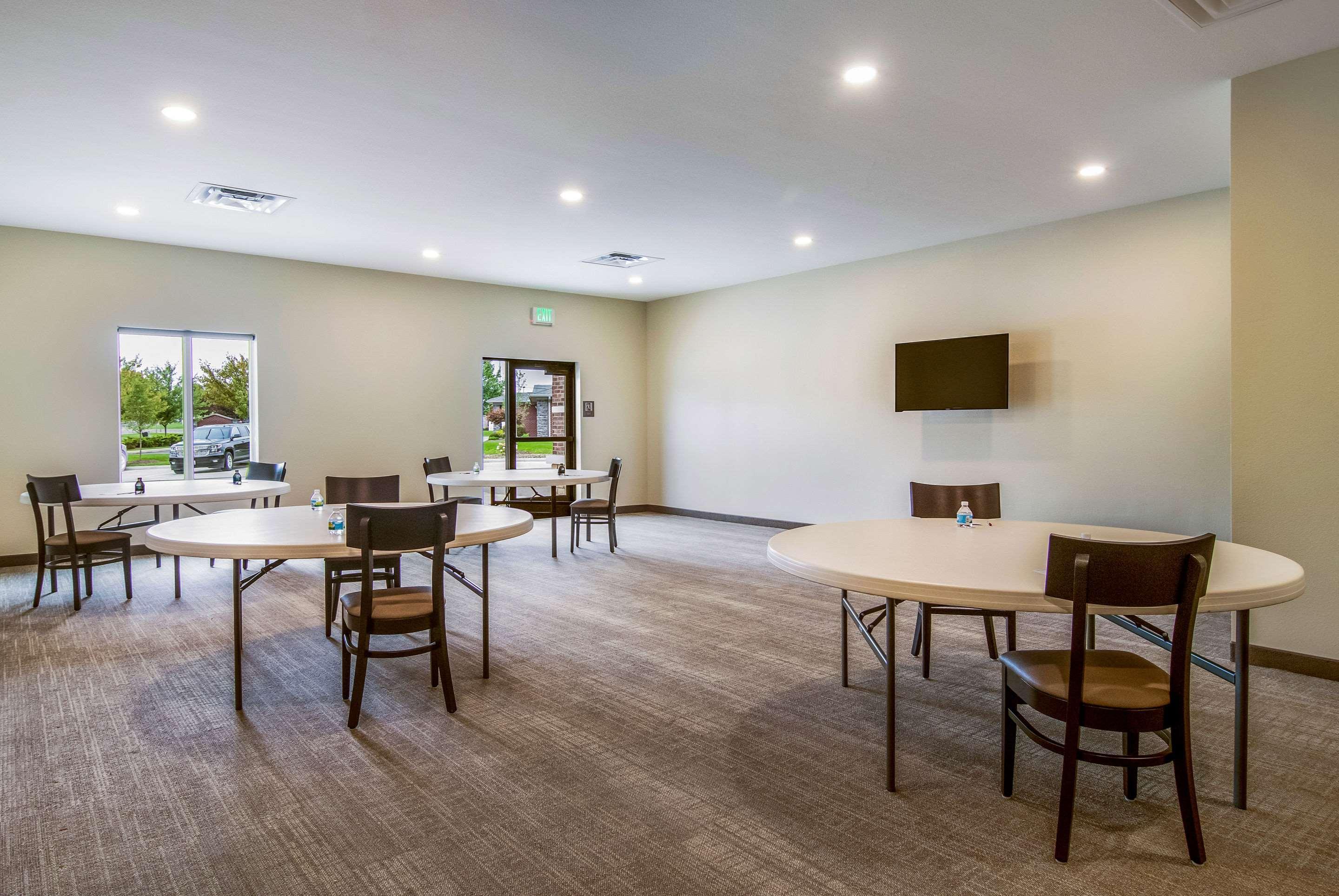 Comfort Suites Wooster Near University Campus Exteriör bild